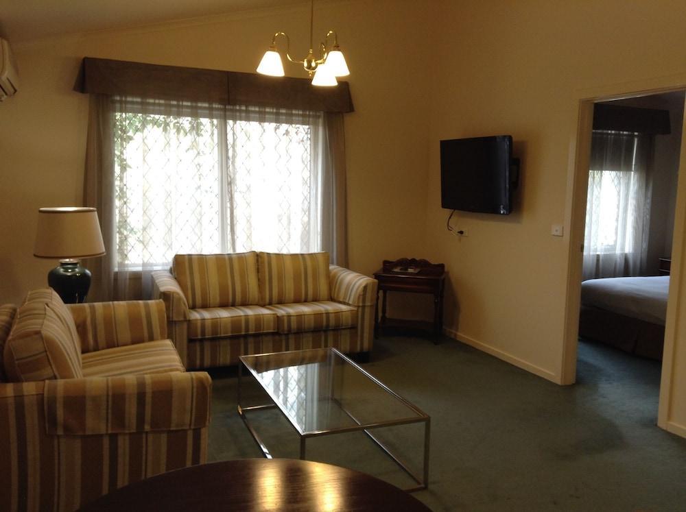 Elizabethan Lodge Melbourne Buitenkant foto