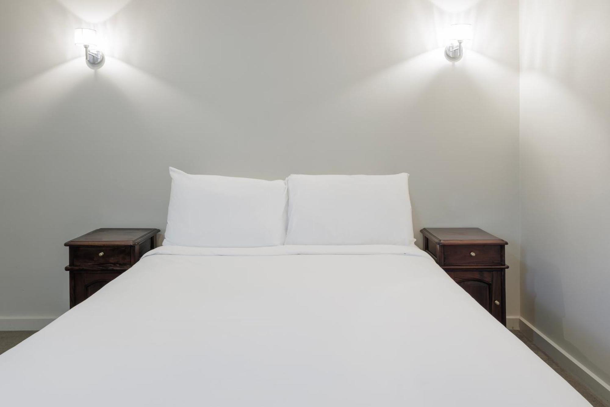 Elizabethan Lodge Melbourne Buitenkant foto